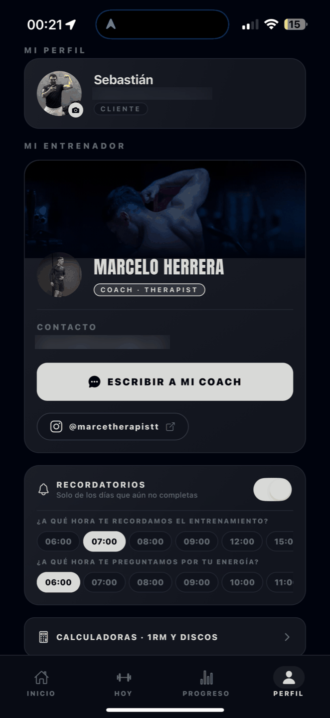 Perfil del alumno mostrando la ficha de su entrenador